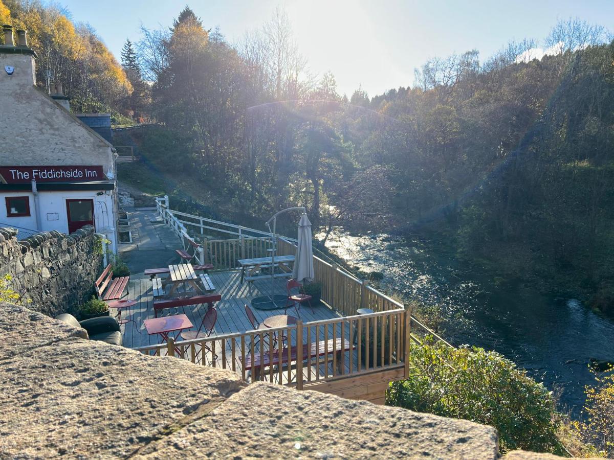 The Fiddichside Inn Аберлор Екстериор снимка